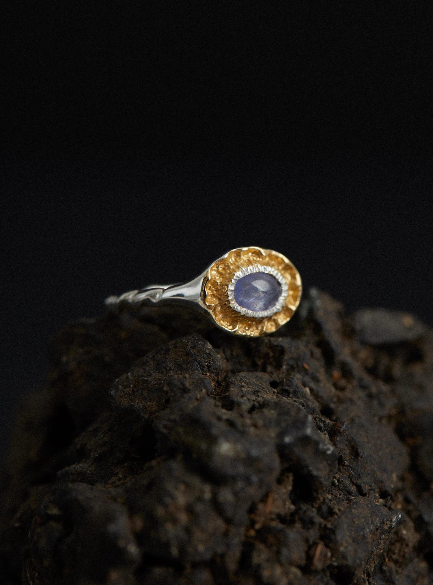 Tanzanite Oval Ring Mix