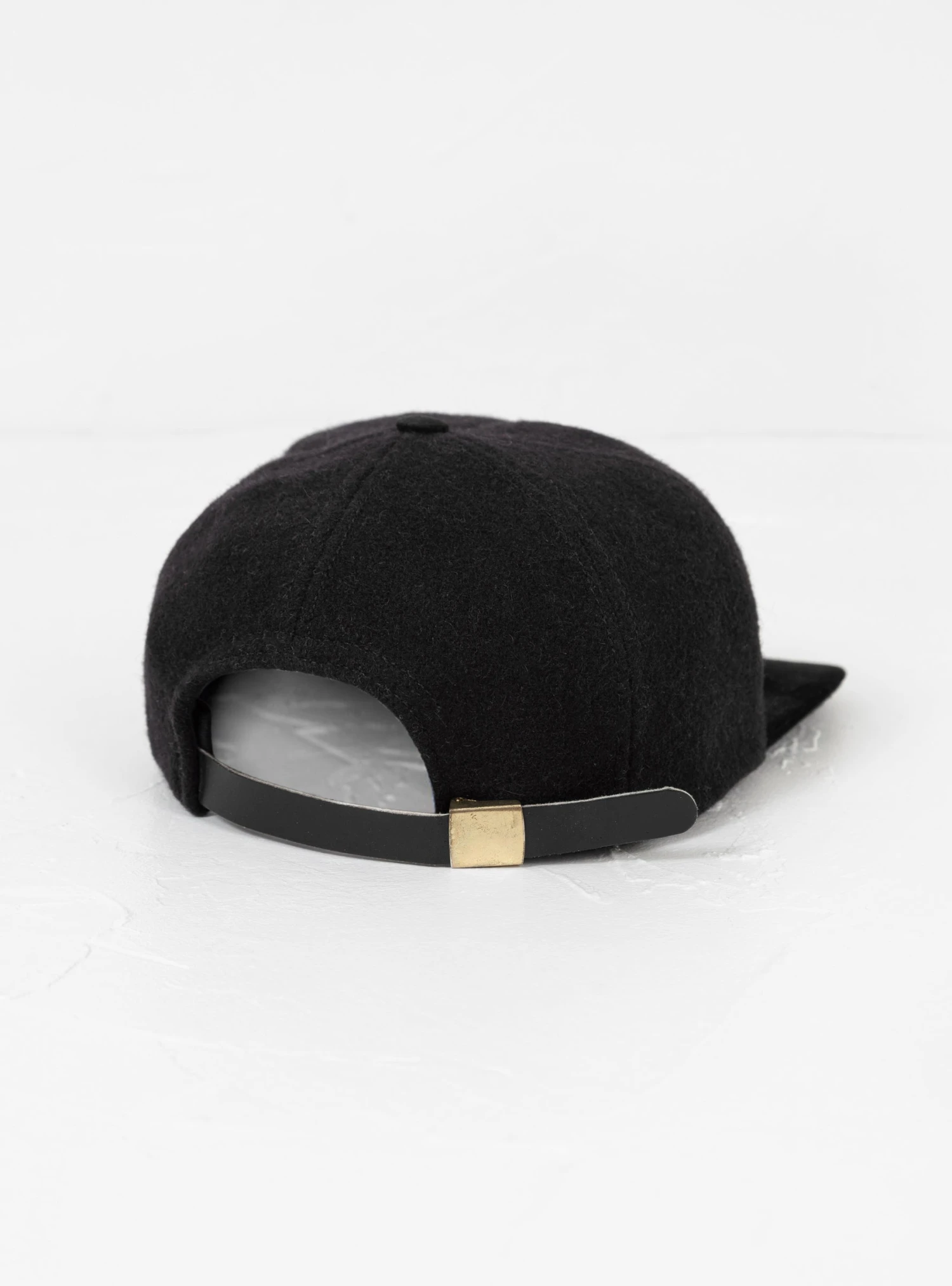'80s Apple Logo Wool Cap Black - Image 3
